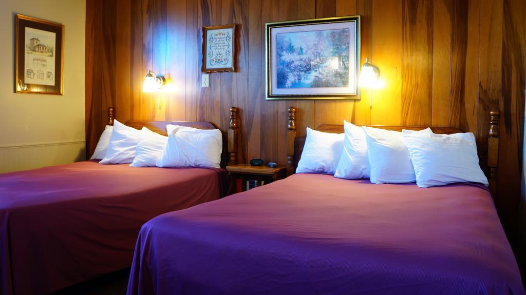 Harbor Haus Inn & Suites Hermann Cameră foto